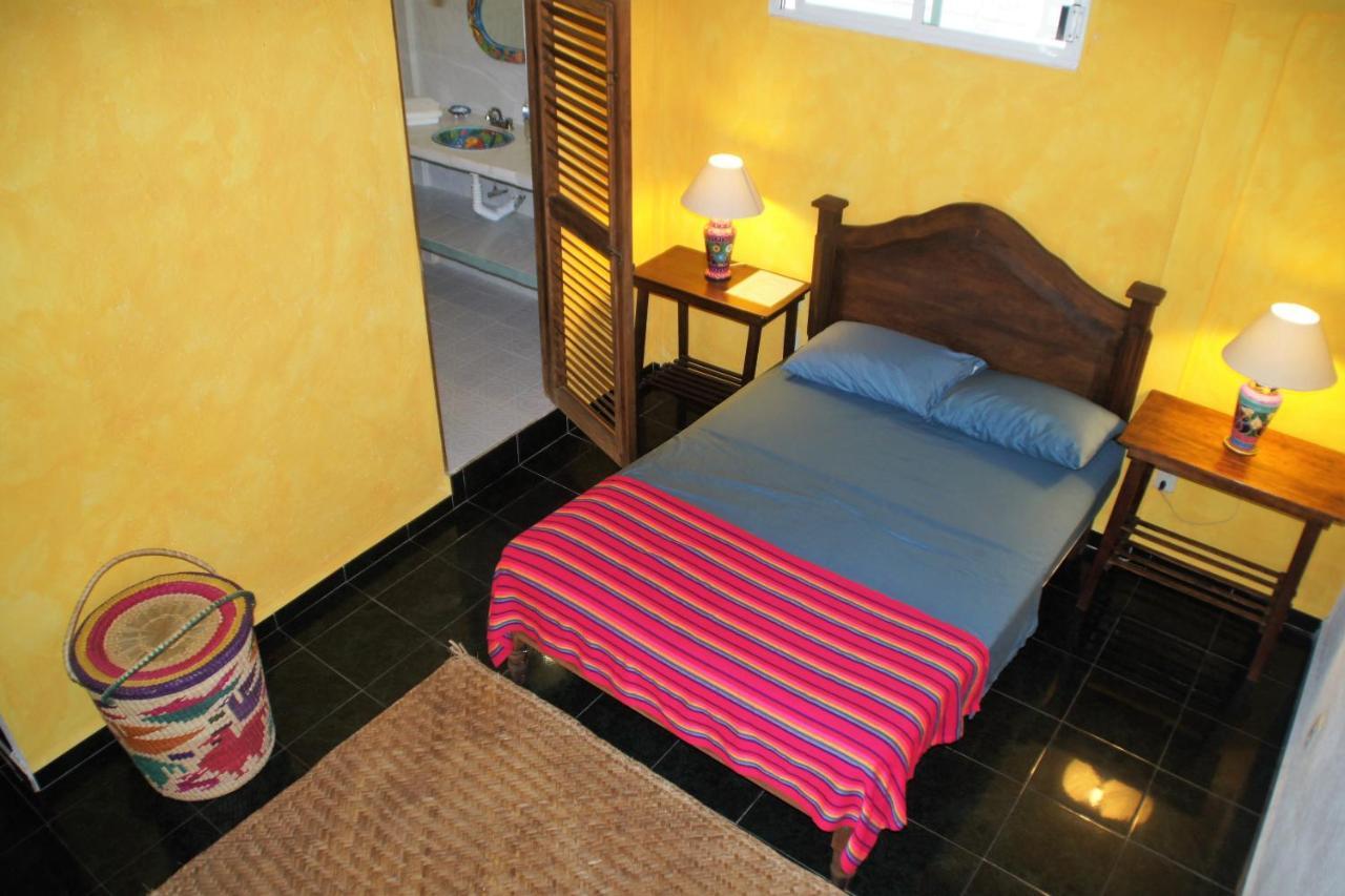 Hotel Villa Nirvana Pie de la Cuesta Szoba fotó