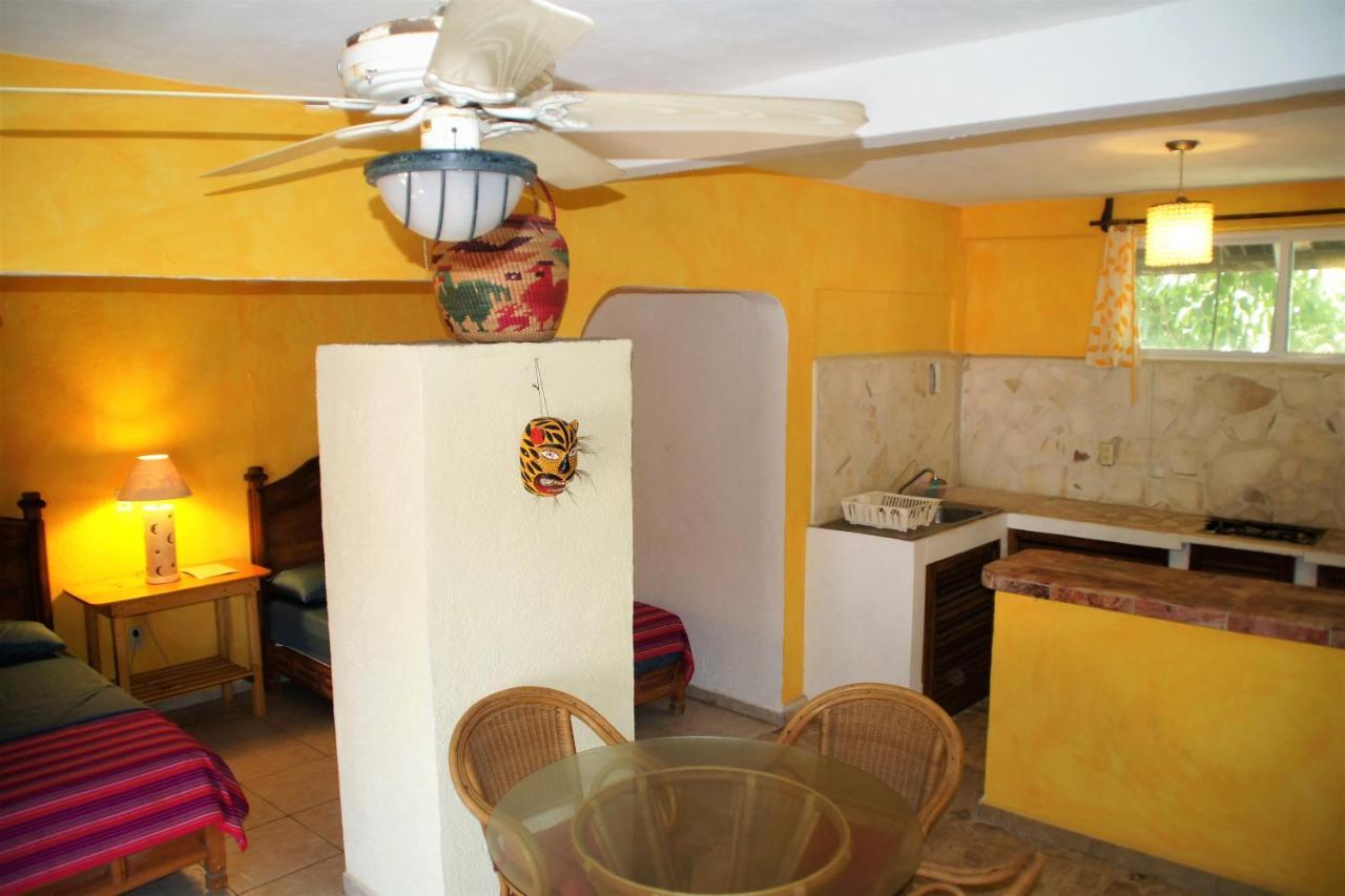 Hotel Villa Nirvana Pie de la Cuesta Szoba fotó