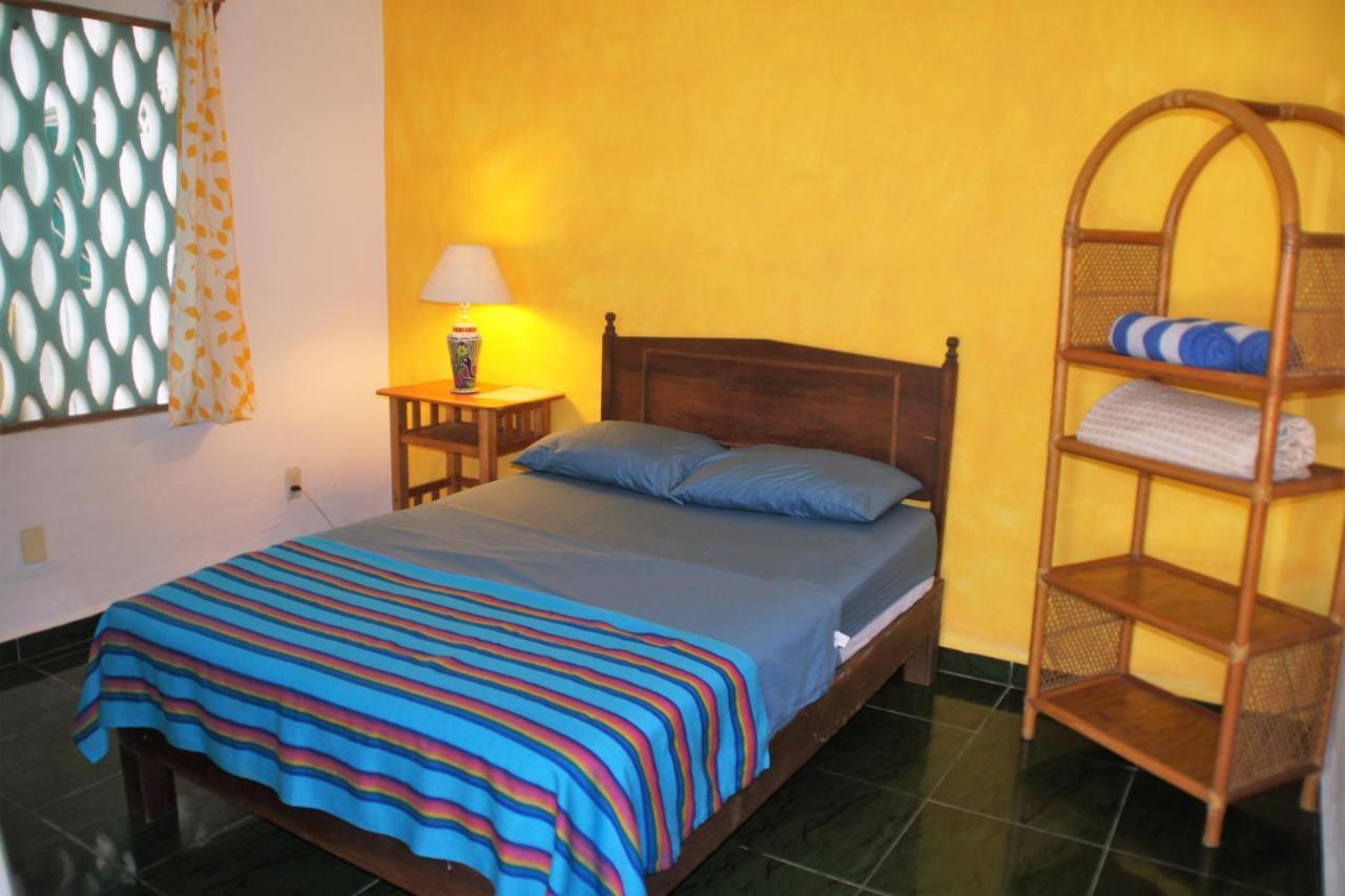 Hotel Villa Nirvana Pie de la Cuesta Szoba fotó